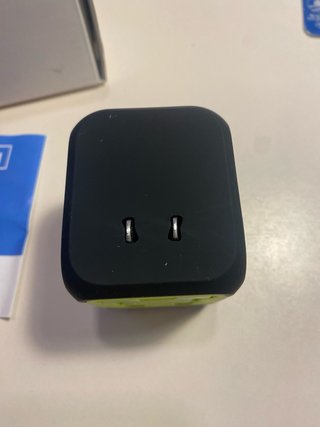 Adaptador Enchufe Viaje Universal MIDIOOI MSL176