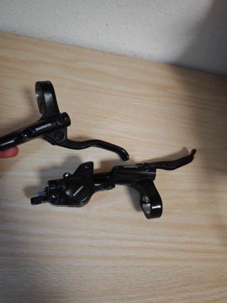 Frenos Hidráulicos Shimano MT200