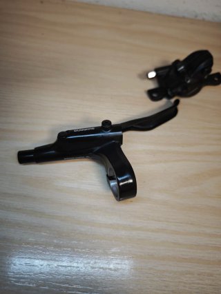 Frenos Hidráulicos Shimano MT200