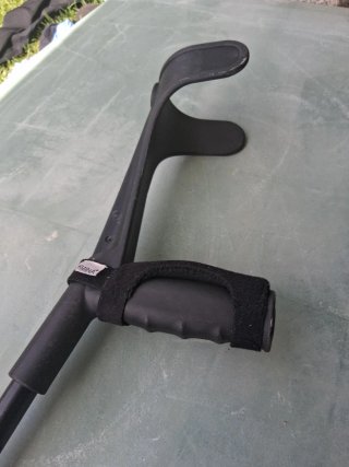 Muletas KMINA puntera ancha