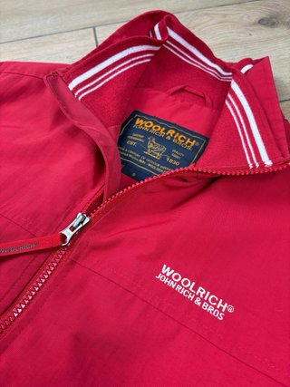 Giacca a vento Woolrich uomo rossa