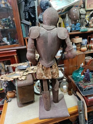 Armadura de caballero antigua principios siglo XX