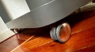 Mesa Gris auxiliar con ruedas TINGBY IKEA
