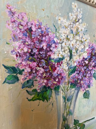 Cuadro de flores lilas y blancas