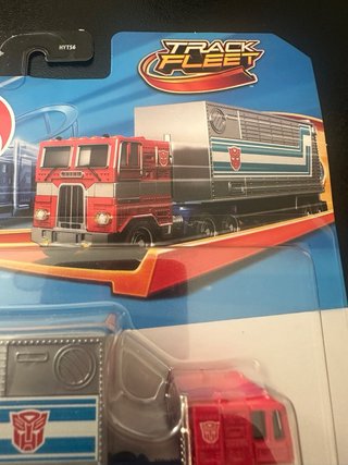 Hot Wheels Transformers Optimus Prime Track Fleet