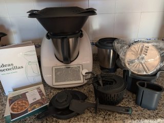Thermomix TM6 con cortador y vaso extra