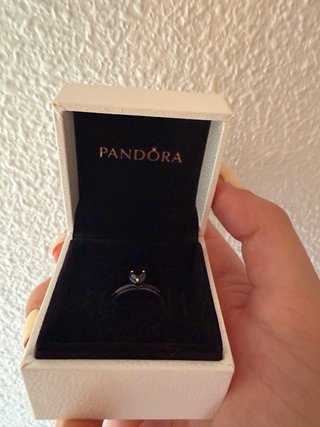 Anillo Pandora Corazón Negro Plata.  Talla 48