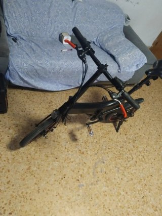 Bicicleta Eléctrica Plegable Negra