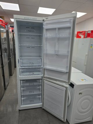Frigorífico Samsung Combi clase D 201x60cm nofrost