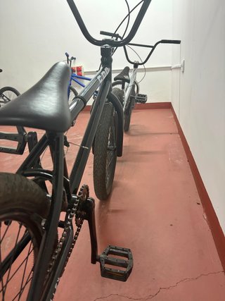 Bicicleta BMX Superstar Halley Negra