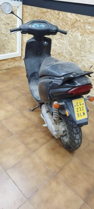 APRILLIA RALLY 50