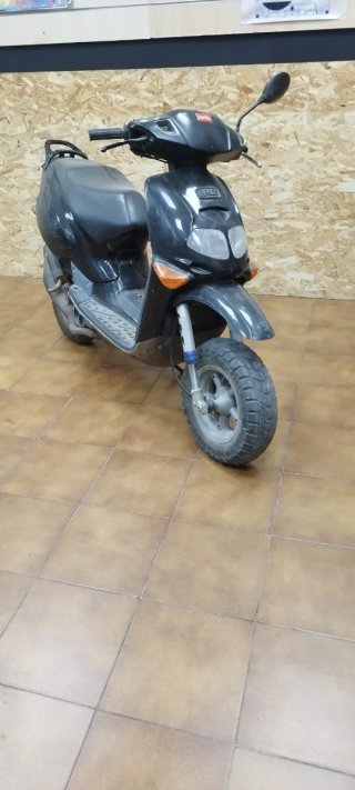APRILLIA RALLY 50