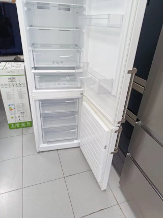 Nevera blanca Svan Garantía + entrega