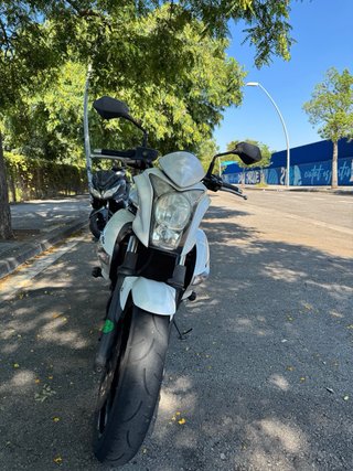 Kawasaki ER-6N Blanca 2011