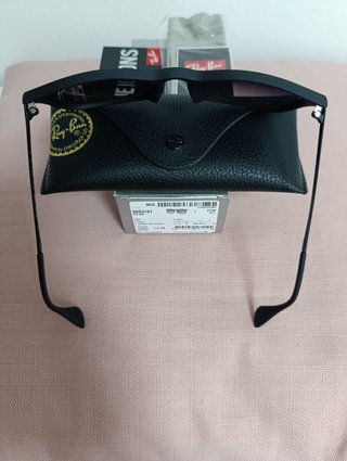 CHRIS RB4187 NEGRO MATE Nueva ORIGINAL POLARIZADA
