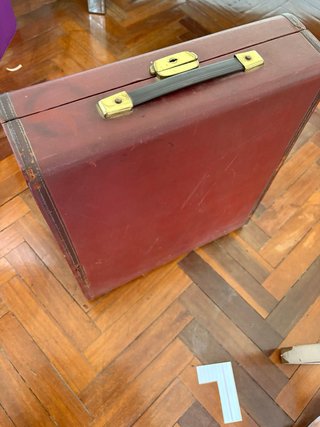 Máquina de escribir Olivetti Studio 44 vintage