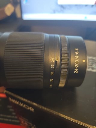 Objetivo Nikon 24-200/4-6.3 VR Z