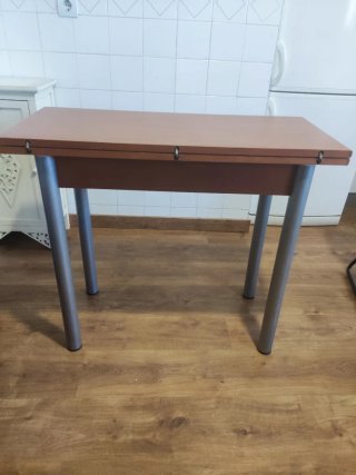 Mesa Cocina Extensible + 2 Sillas + Taburete