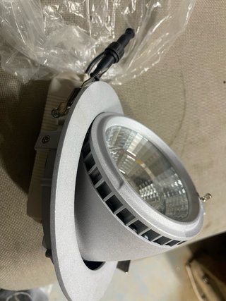 Plafón LED Orientable 40W Donwlight