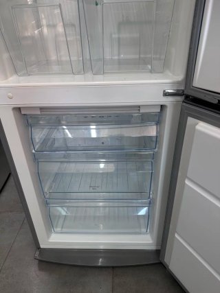 Nevera combi Electrolux con garantia transporte