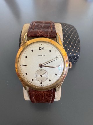 Reloj Invicta Dorado Correa Piel