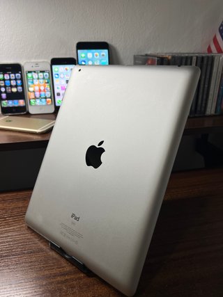 Apple iPad 2 16GB Wi-Fi