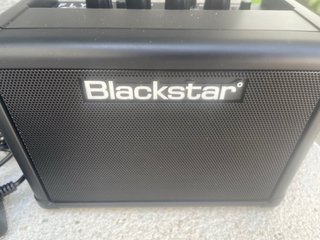 Amplificador de guitarraBlackstar Fly  3 + pedales
