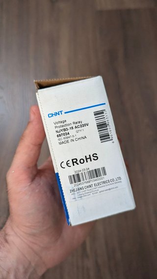 Relé Control Tensión Chint NJYB3-15 AC220V