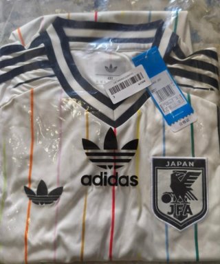 Camiseta Japón Adidas Talla 4XL con etiquetas