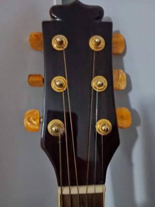 Guitarra Manuel Rodríguez Mod. Jumbo E Rio Exotic.