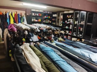 Mercería: Cintas y Encajes Variados