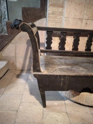 Banco de madera antiiguo aprox 2,70cm