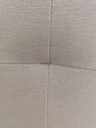 Cama 135/190 cm tapizada y base de madera