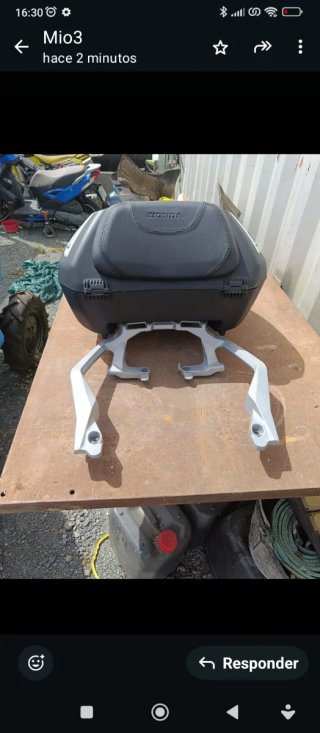 Maleta y Soporte Honda Adv Original
