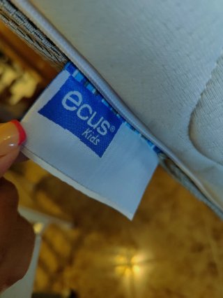 Cuna blanca con colchón