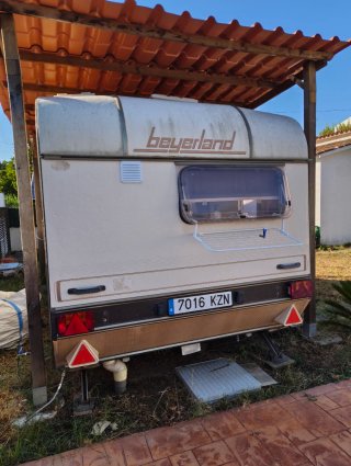 Caravana -750kg con documentación