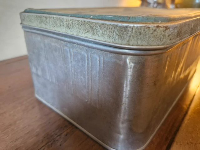 Caja Vintage BY AIR PAR AVION Metal años 60