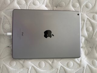 Apple iPad 6 2018 Plata
