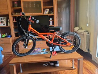 Bicicleta infantil naranja Btwin