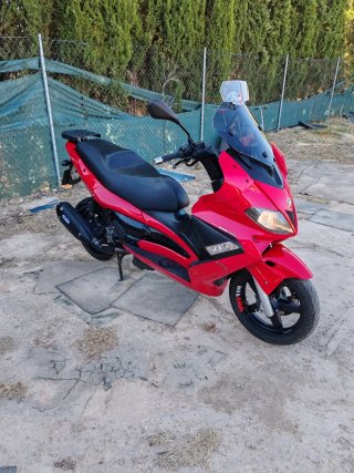 Gilera Nexus 300cc Maxi Scooter