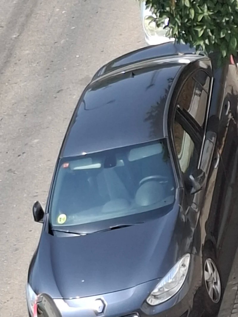 Renault Fluence 2010 - foto 1