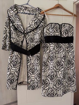 Conjunto Vestido con abrigo Flores negras