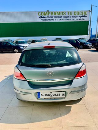 Opel Astra 2006