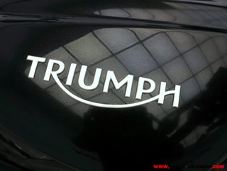 TRIUMPH STREET TRIPLE 660 S -A2-