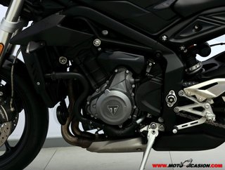 TRIUMPH STREET TRIPLE 660 S -A2-