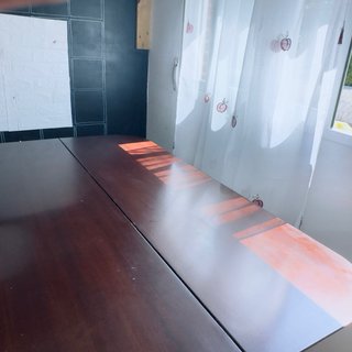 Mesa madera con 2 bancas