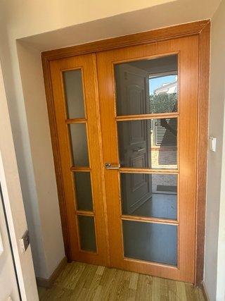 Puerta interior de madera