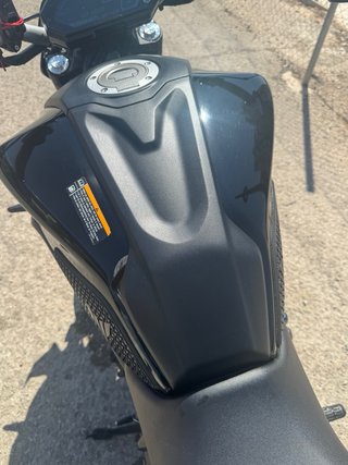 Yamaha MT-07 Pure Negra A2