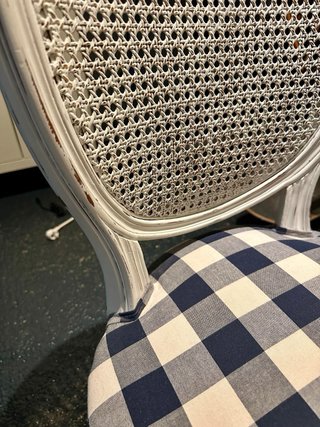 Silla estilo francés restaurada