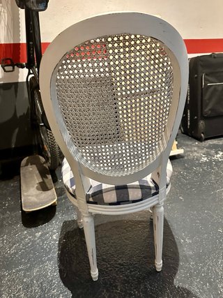 Silla estilo francés restaurada